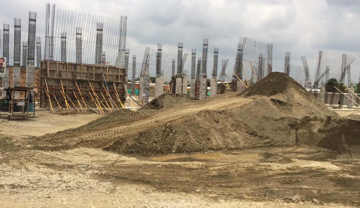 monireinoso's tweet photo. Las construcciones contarán con 3 bloques para educación básica y bachillerato, además bibliotecas, laboratorios, canchas deportivas y áreas verdes 2/2 @JorgeWated @fanderfalconi @Educacion_Ec https://t.co/Lny5DfnTsl