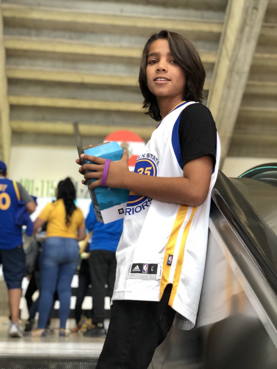 IshanTube's tweet photo. Tonight we play! #WARRIORS https://t.co/XY7xSfAFGo