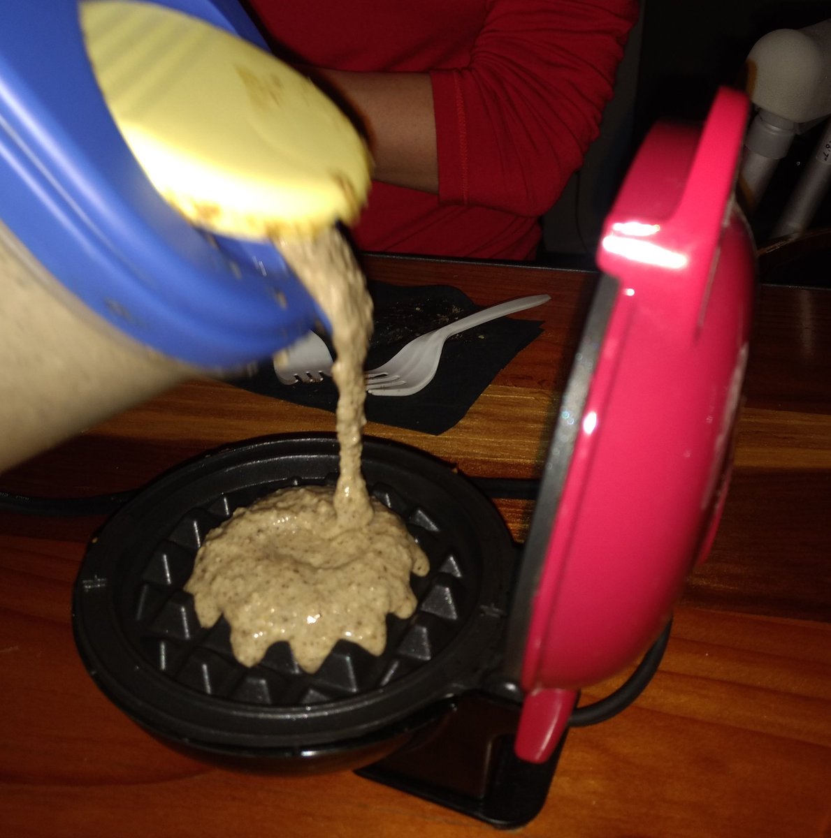 TimDeanSTL's tweet image. Innovative Spaces Week closing celebration at @hellocovo St. Louis, inc made-to-order cricket waffles. #ISW18