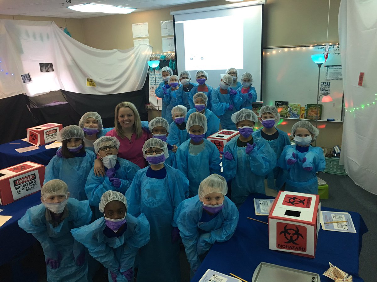 Ms_Vinson's tweet photo. @BlueHazeWSISD S’s were ready for surgery today! Surgeons worked to locate word problems &amp; identify which operation to use before solving the problem. Thnx  @wsisdschools Education Foundation for supporting student engagement and innovation!  #iteachmath #BHEGameOn  #culturize https://t.co/D5AHlmv0pS