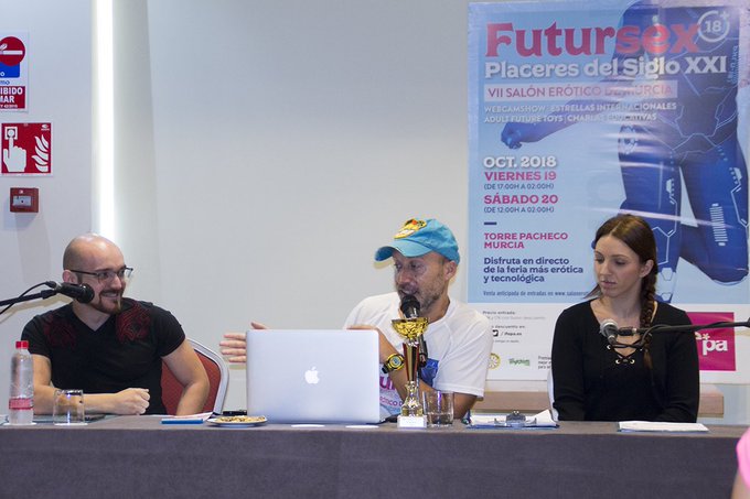 Despu&eacute;s del &eacute;xito en #barcelona 4 premios conseguidos entre @Pamelaasanchezz y yo  pr&oacute;xima parada #murcia<a href="/tag/barcelona"class="tags">#barcelona</a><a href="/tag/murcia"class="tags"><span>#murcia</span></a>