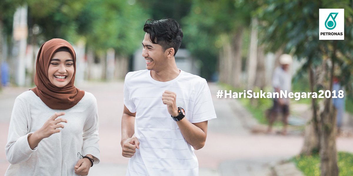 Petronasbrands's tweet photo. Siapa yang join larian HSN malam nanti? 🙋‍♀️🙋‍♂️ Bolehlah lari sama dengan admin 😆.

Selamat #HariSukanNegara2018 semua! 

#jomturunpadang #hsn18 #hsn2018 #PETRONAS https://t.co/wWO2II38Fg