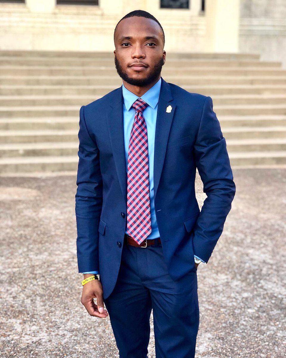 thtguydarius's tweet image. Congrats to my LB for getting his white coat today. #Fall14 #ChosenWarPHare #TexasSouthern #PharmacySchool