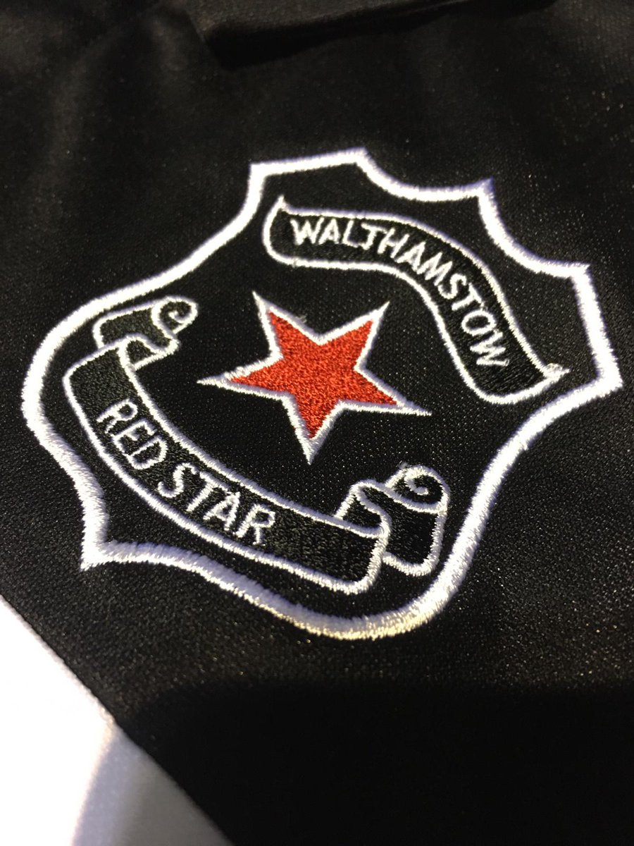 w_redstar's tweet photo. @w_redstar Vets do new kit proud with 3-0 victory against table-toppers #BowVets &amp; go 2 top of #SecondDivision #ILFLVetsLeague - an excellent hatrick from Mo Hafesji but an all round performance from back 2 front @ArlingtonEstate  - #FormIsTemporaryClassIsPermanent #LuvFootball https://t.co/og9hrlq6mT