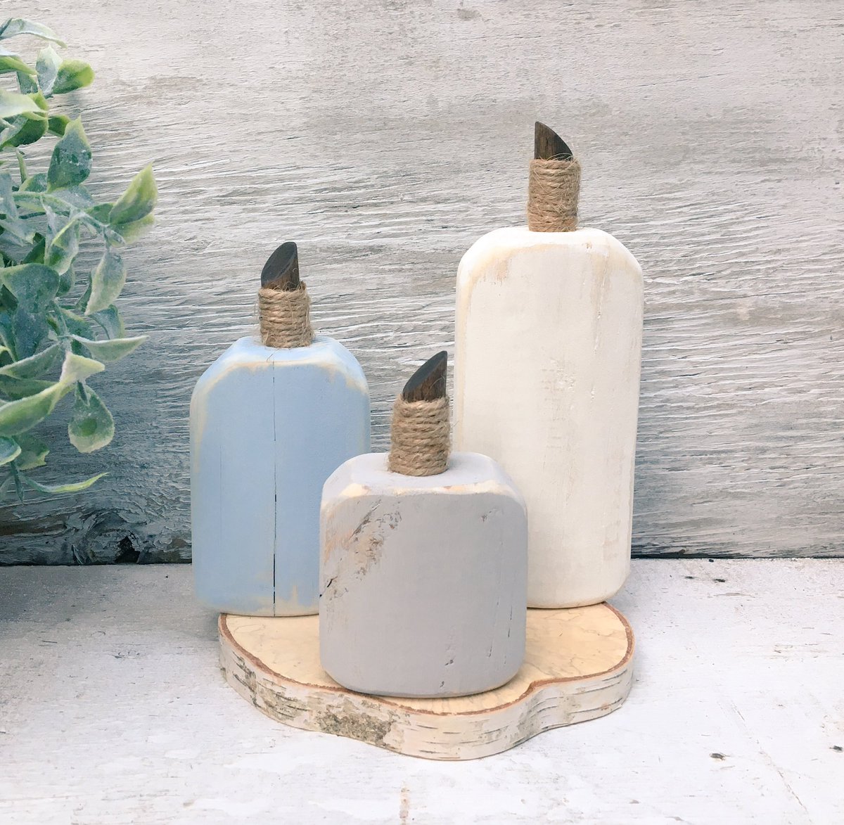waverlyhome's tweet photo. These pumpkins are perfect all year round, not just Fall decor.  #pumpkin #wood #woodworking #maker #homedecorideas #HomeDecor #coastaldecor #coastalfall #beachfall #modernfarmhouse #rustic #rusticdecor #handmade #handpainted #etsy #etsyshop #newengland #pumpkindecor #fall #cabin https://t.co/21lZCs4vL6