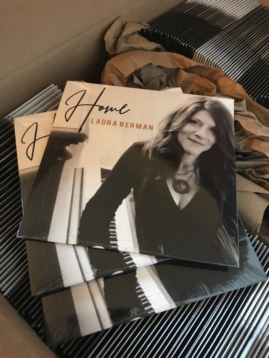 laurabsings's tweet photo. “Home” has arrived!!! Pre-orders will be going out sooon! Seattle friends: come to ⁦#CSLSeattle THIS Sunday; I’m singing songs from the album &amp; will have copies at my table! PS t/u ⁦@UPS 😁⁩ LauraBermanMusic/gig #bestfridayever #singersongwriter https://t.co/iP0lu2nney