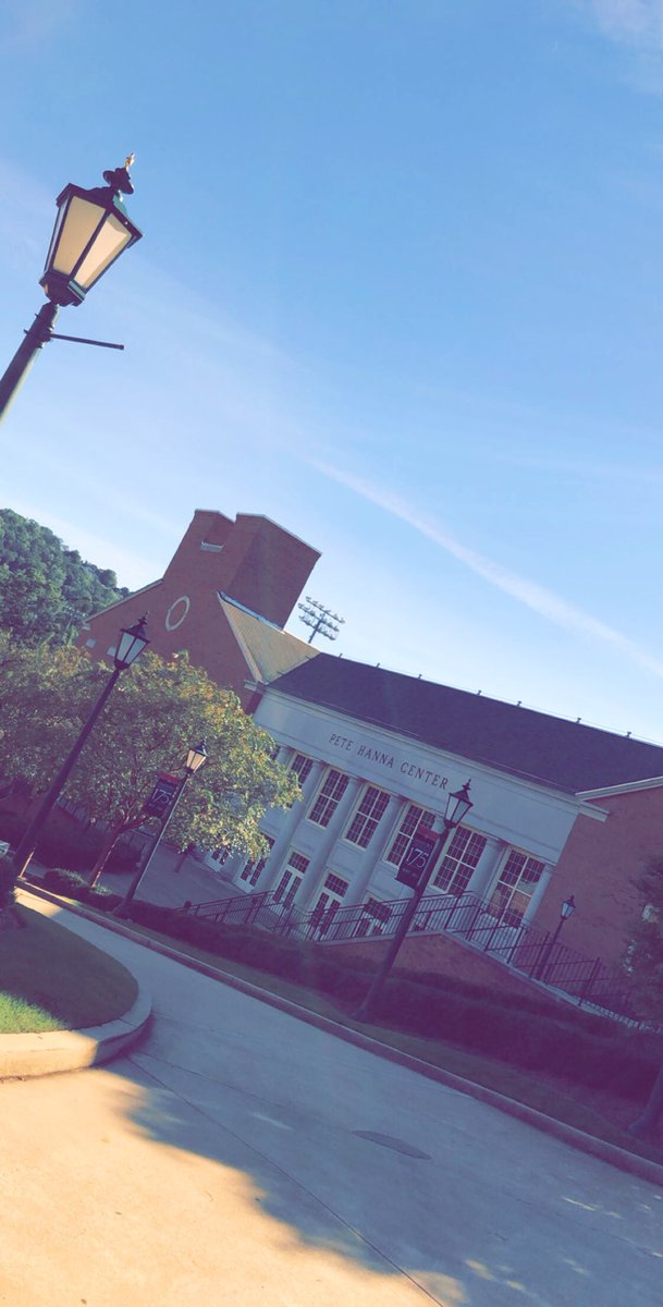 katiejoness__'s tweet photo. Had a great day at Samford University! Huge thanks to @SUcoachmorris , @12Higgins , @marajay11 and @jonbollier for showing us around. Great program with even better people, cannot wait to be a part of the bulldog family! #Ruffem #AllForSAMford https://t.co/tRAJU58mlj