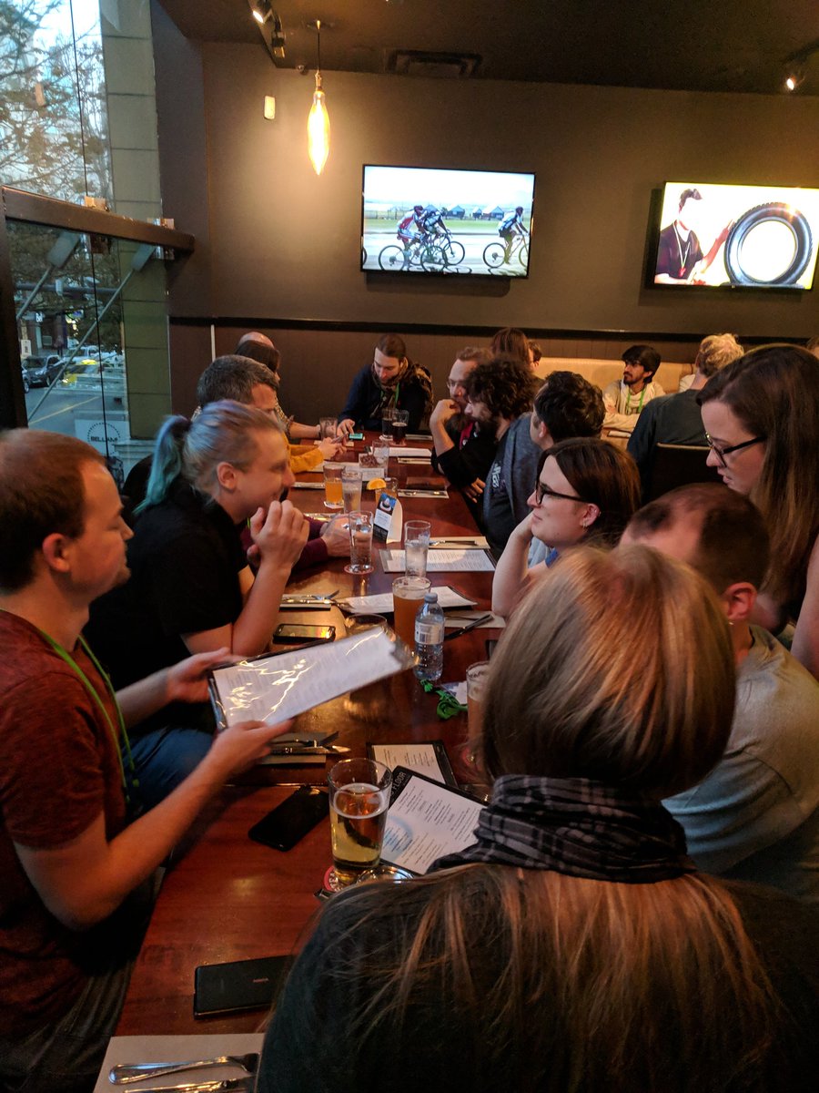 fhinkel's tweet image. Tsc+CommComm dinner #NodeJSInteractive