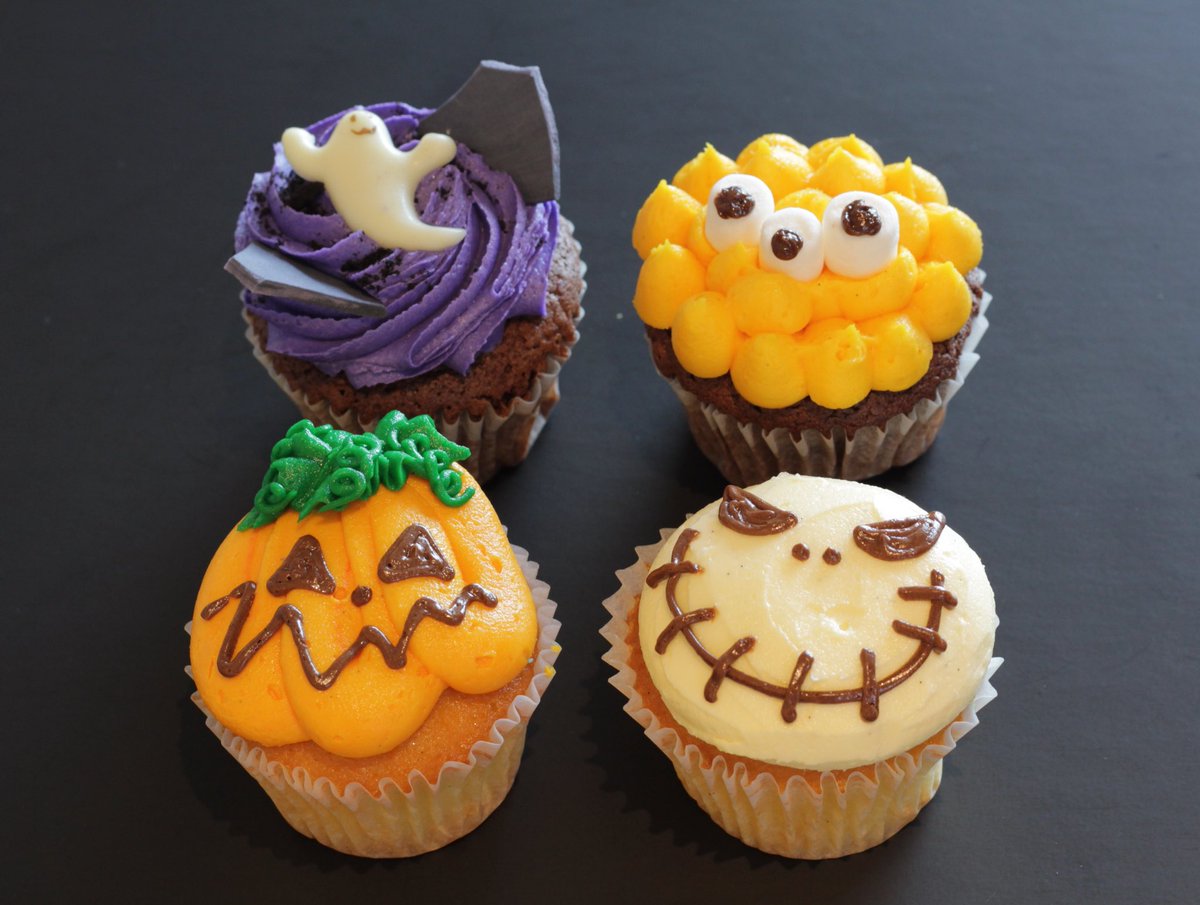 Lola Scupcakestokyo Pa Twitter ローラズカップケーキのハロウィンカップケーキはキュートさ満点 この週末はdean Delucaの一部の店舗でも買えます レギュラーサイズのハロウィン カップケーキ 数量は限定です ローラズケーキ ディーンアンドデルーカ 品川