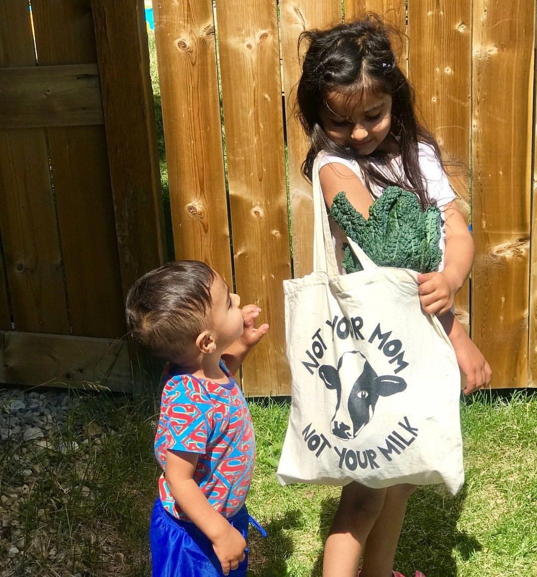 veganmumbai_'s tweet image. #veganactor #veganactress #veganclothing #veganfashion #designerlabel #fashiondesigner #vegansudesh #vegancloth #vegantshirt #styleblogger #veganmumbai #veganlondon #hotmodel #vegancommunity #veganblogger #ethicalfashion #veganactivist #lifestyleblogger #veganbrand #veganapparel