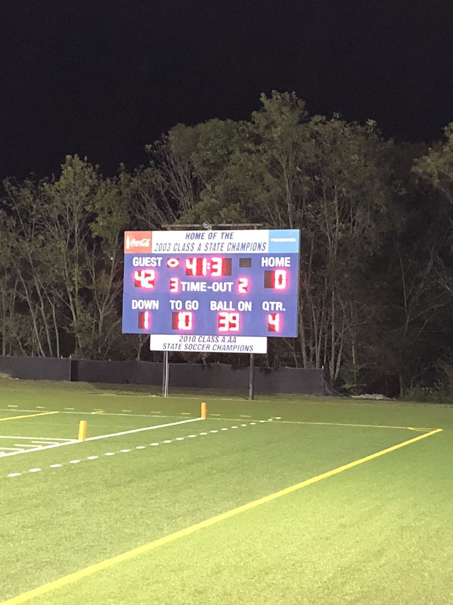 Victory formation for #SBAFootball to close this one out!!! #OhHowSweetItIs #BB #GoBigGreen