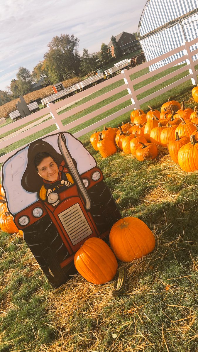 mjohnson_77's tweet photo. Spoopy?? Spoopy. https://t.co/FfJQbCUE2n
