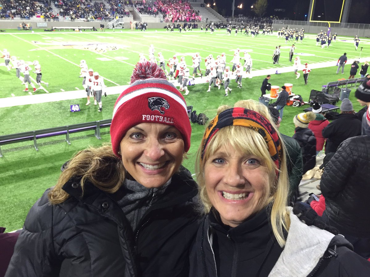 _staciedh_'s tweet photo. Go Panthers!!  LNHS🐾#vikingsprepspotlight https://t.co/qr2C8uQSt9