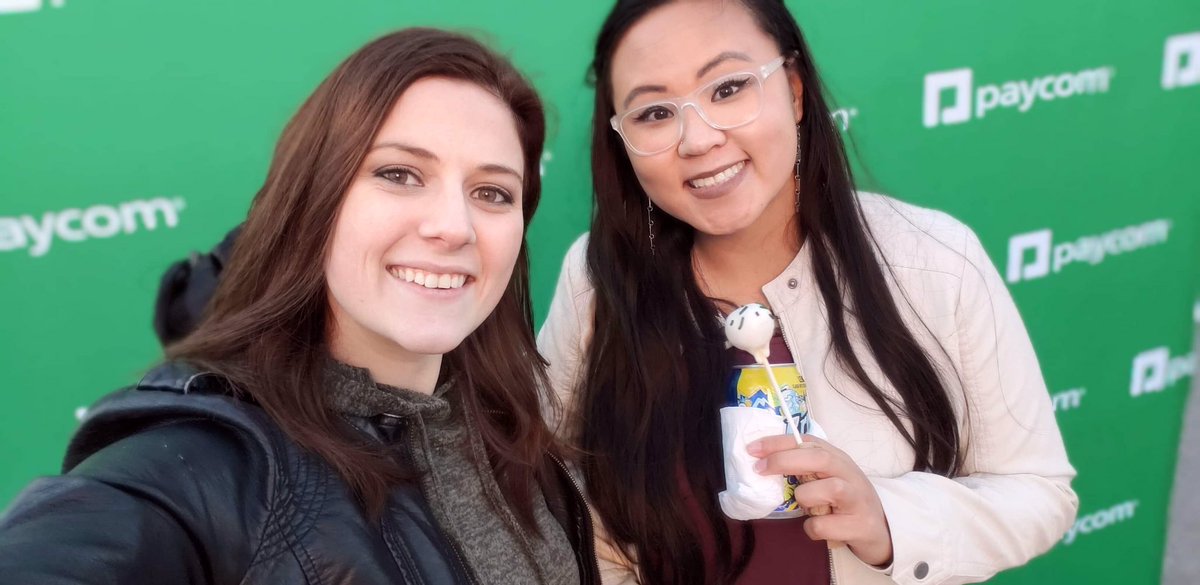 melodytalanee's tweet photo. I’m grateful for this company I work for! @GavinDeGraw and Flo-Rida are the amazing performers for tonight! #paycom20 https://t.co/TDBdHL8UbI