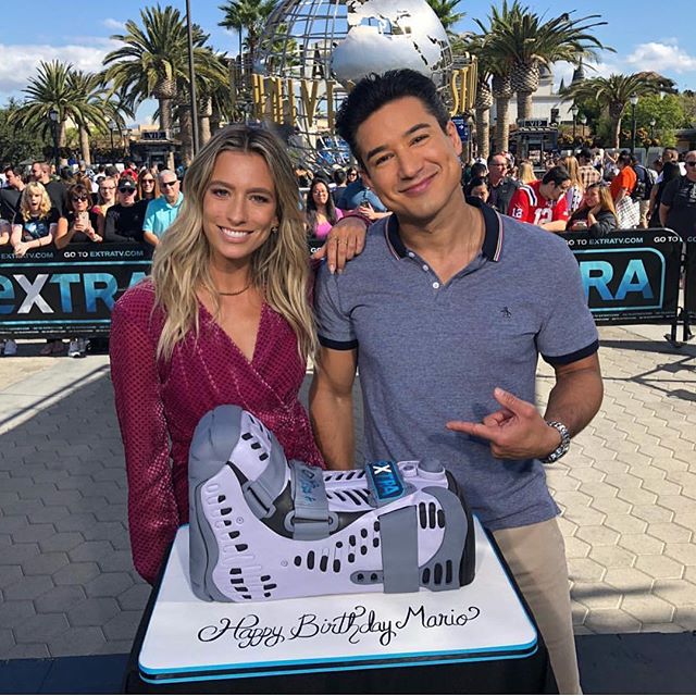 HalfBakedCo's tweet photo. Happy birthday mariolopezextra π Thank you extratv for trusting #halfbakedco to deliver the goods once again ;) #bootcake #halfbaked #burbankbakery https://t.co/vsGEeqsic1 https://t.co/DDCt0qjEt9