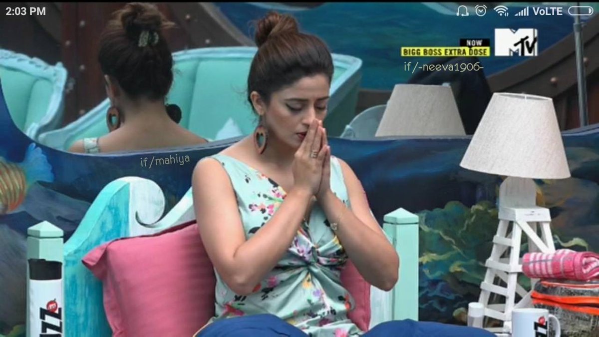 I_Love_Shilpa's tweet photo. Winning and losing isn't everything; sometimes, the journey is just as important as the outcome.
Thanks to everyone for showering your love and support for @NehhaPendse in #BiggBoss12 🌻🌟
One of the most graceful, honest &amp; dignified journey of all seasons.👏👏
Good bye #BiggBoss https://t.co/1sRIz1rwrX