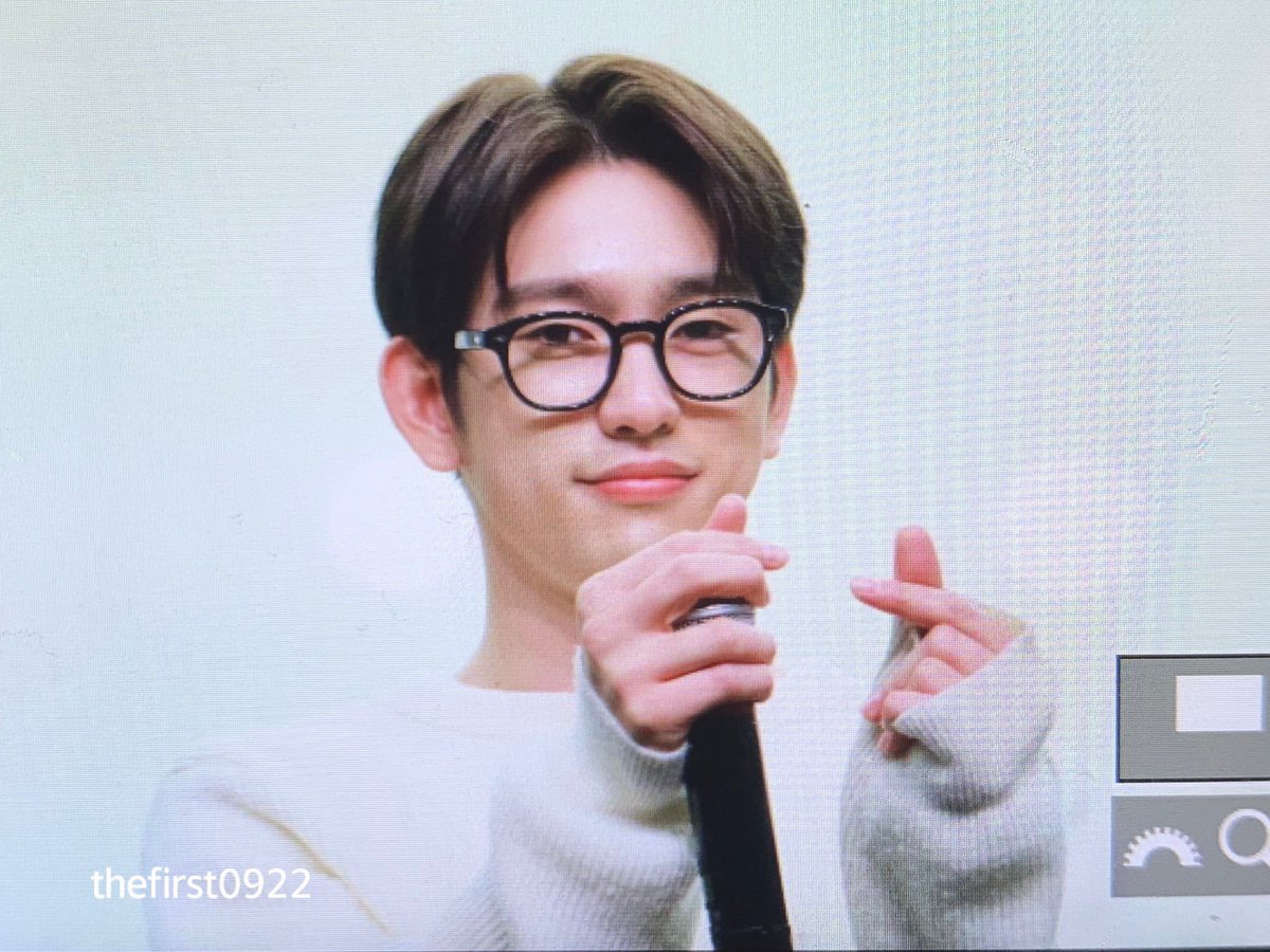 thefirst_0922's tweet photo. #갓세븐 #진영 
오래만🤩 https://t.co/GerErfwcSz