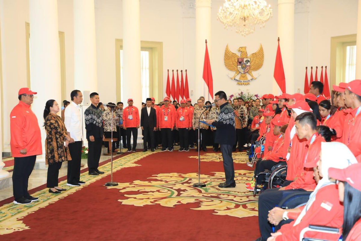 Hari ini, mendampingi Bapak Presiden <a href="/jokowi/">Joko Widodo</a> menyerahkan bonus kepada peraih medali di #AsianParaGames2018 . Bonus yang diterima peraih medali asian paragames 2018 sama dengan bonus peraih medali di asian games 2018. Terima kasih untuk semua yg telah berjuamg-IN
#parainspirasi