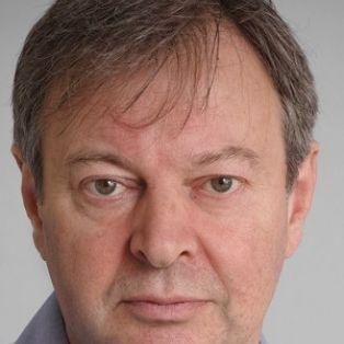 blenheimfest's tweet photo. Biographer Adam Sisman talks about his second selection of letters written by one of the greatest travel writers of his time, Patrick Leigh Fermor. At #blenheimfest today. https://t.co/cqd5b8hFRj https://t.co/HaZDt7Bp7m