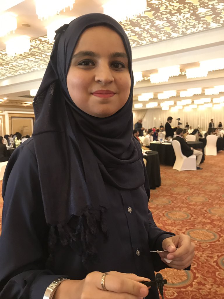 anzasaqib's tweet photo. Dept of State Young Emerging Leader 2018, Summer Sisters Alumna Dania Hassan is one of the #PUANHeroes at the #NewAlumniConference who stands proud as a humanitarian and a member of @PakUSAlumni, she reiterates the need for time,effort, dedication! https://t.co/zn3mLBiMLa