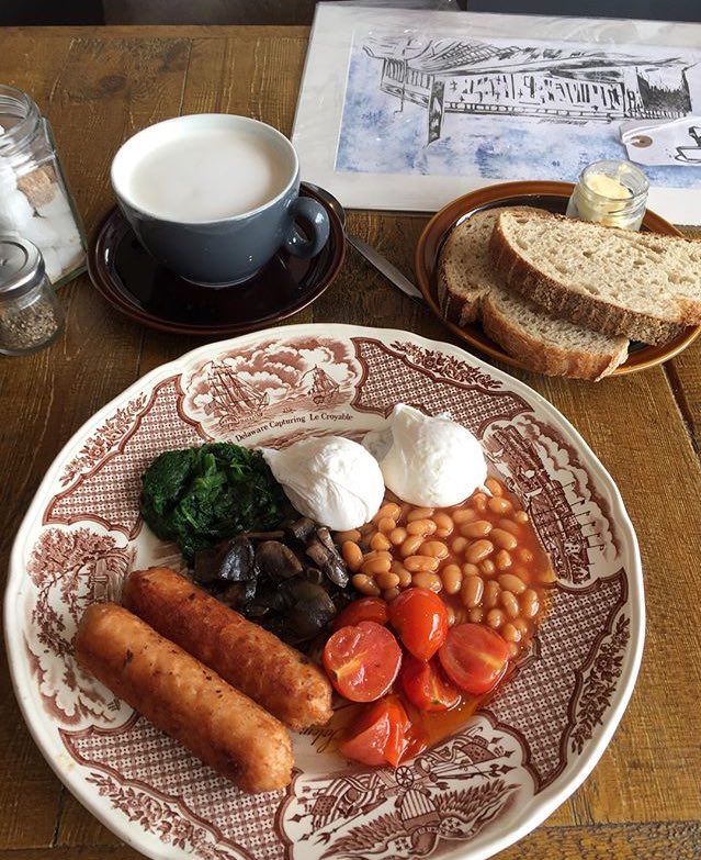 BREAKFAST TIME 🥓☕️ 
see you soon!
#plumppartridge #breakfast #getplump #pizza