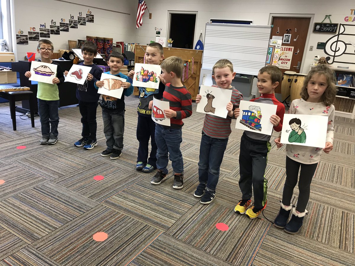 JeffersonSings's tweet photo. After we worked with our Beat Buddies, we sang βNo More Pie.β The kindergarteners put the pictures in the order of the story! #melodicdirection #storytellingwithpictures #songstory #TuBeArtful https://t.co/LQb03BpkJ8