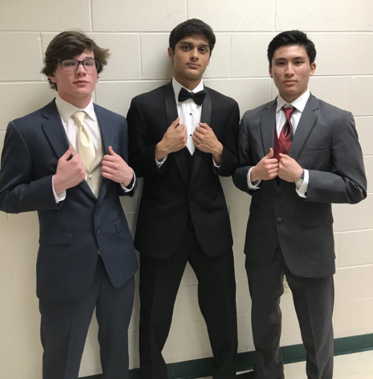 NirajKomatineni's tweet photo. @cimini2ben happy birthday brother!!! So honored to have shared best athlete in honors geometry with you!!! #betamale https://t.co/mwNDbEHojo