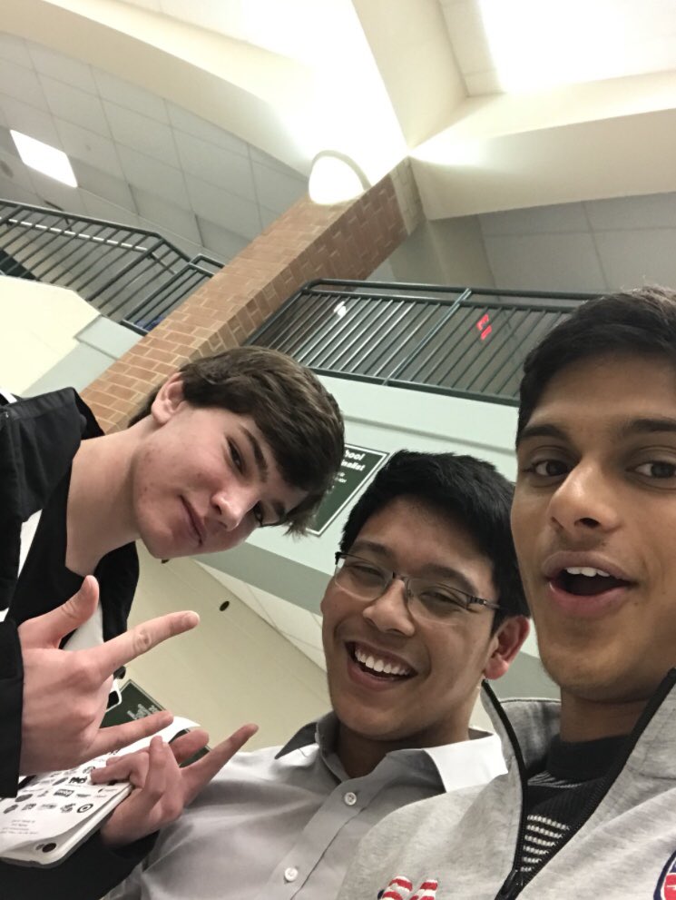NirajKomatineni's tweet photo. @cimini2ben happy birthday brother!!! So honored to have shared best athlete in honors geometry with you!!! #betamale https://t.co/mwNDbEHojo