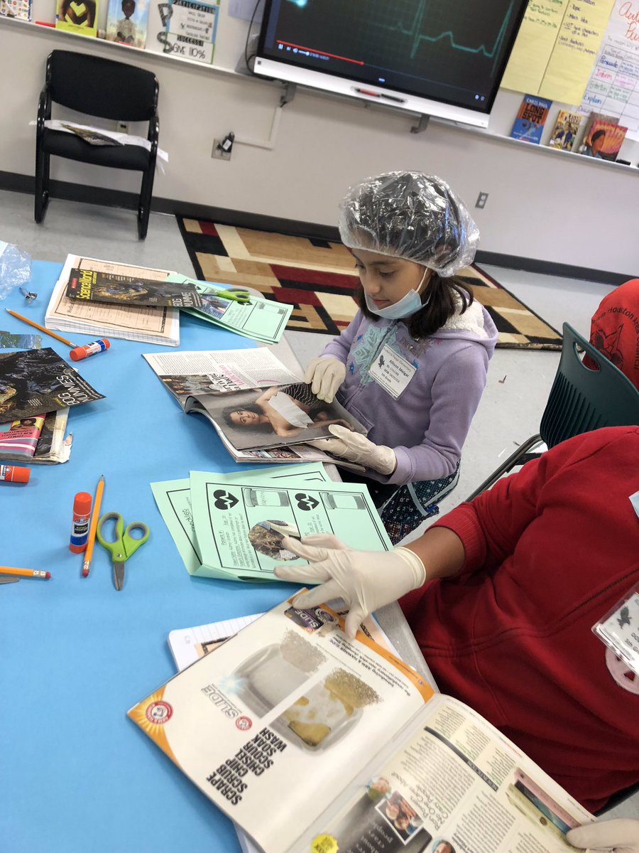 iliana_kd's tweet photo. Glide with Paige PRIDE!🦅 Unforgettable text features experience! That’s how Ms. Jones ‘werks’ 💪🙌 #literacy #connectingthelearning https://t.co/Ipf3BzZIBG
