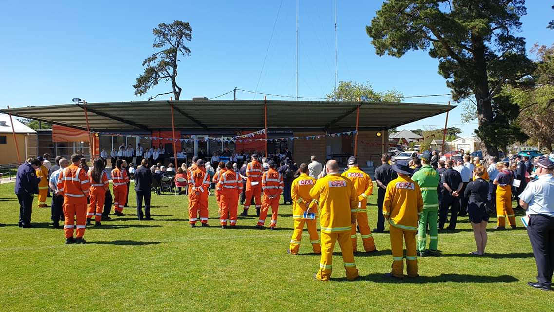 jckresq's tweet photo. Good turnout for a multi-faith, multi-agency blessing of the fleet in Whittlsea today. Personnel and trucks from FFMV, CFA, MFB, SES, AV, POLICE, Council, ACC, EMV and members of the public held a small service to wish us all a safe summer and year ahead. #FireActionWeek https://t.co/RSNXJqdCzj