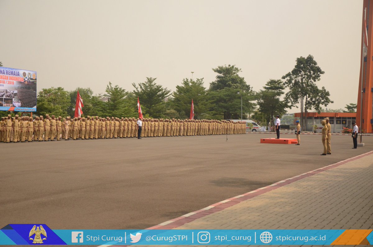 CurugPPI's tweet photo. Sabtu, 13 Oktober 2018. Upacara pelantikan Taruna/i Remaja Sekolah Tinggi Penerbangan Indonesia jalur pola pembibitan dan reguler tahun akademik 2018/2019. Upacara dipimpin oleh Ka STPI Capt. Novyanto Widadi @434jupiter sejak pukul 08.30 WIB bertempat dilapangan perwira angkasa. https://t.co/w4mhpmvt8Y
