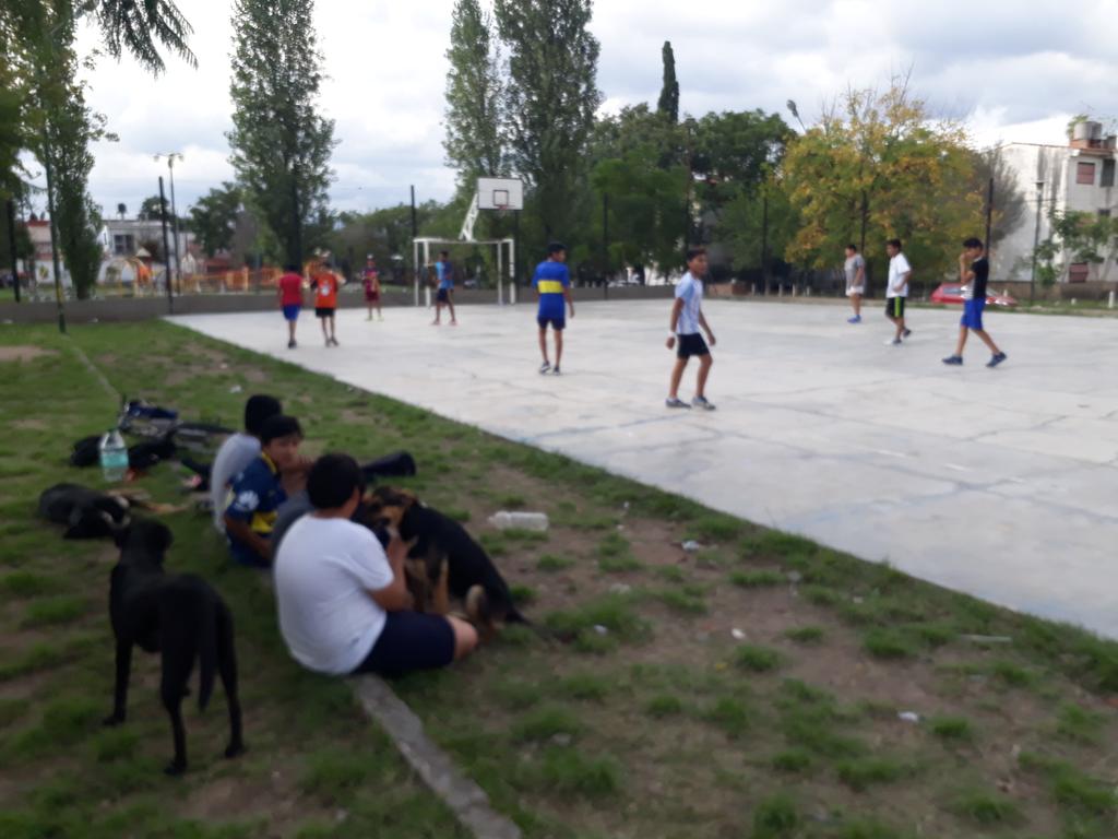 diego_calisaya's tweet photo. #MareaAzulPE actividades deportivas playon cuidad del milagro @UrtubeyJM @patriciapinasco @fguillesaavedra @aniberruezo @artydance23 @rubem_dario29 @yoyballon https://t.co/MtkFQ2mLW3