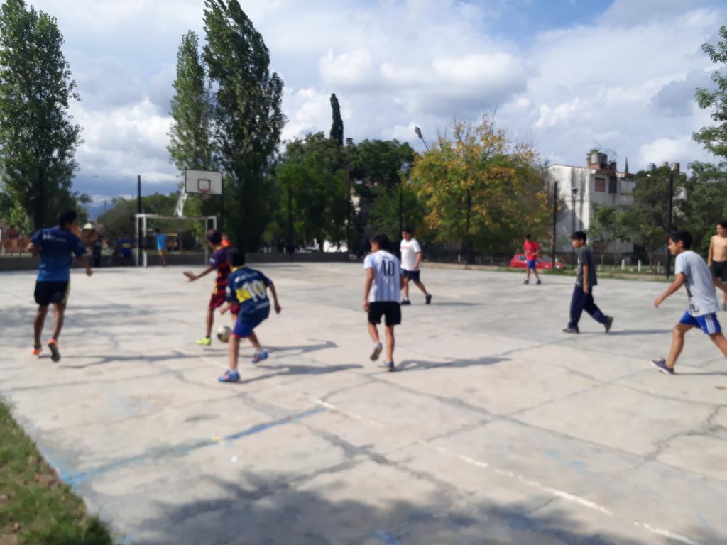 diego_calisaya's tweet photo. #MareaAzulPE actividades deportivas playon cuidad del milagro @UrtubeyJM @patriciapinasco @fguillesaavedra @aniberruezo @artydance23 @rubem_dario29 @yoyballon https://t.co/MtkFQ2mLW3