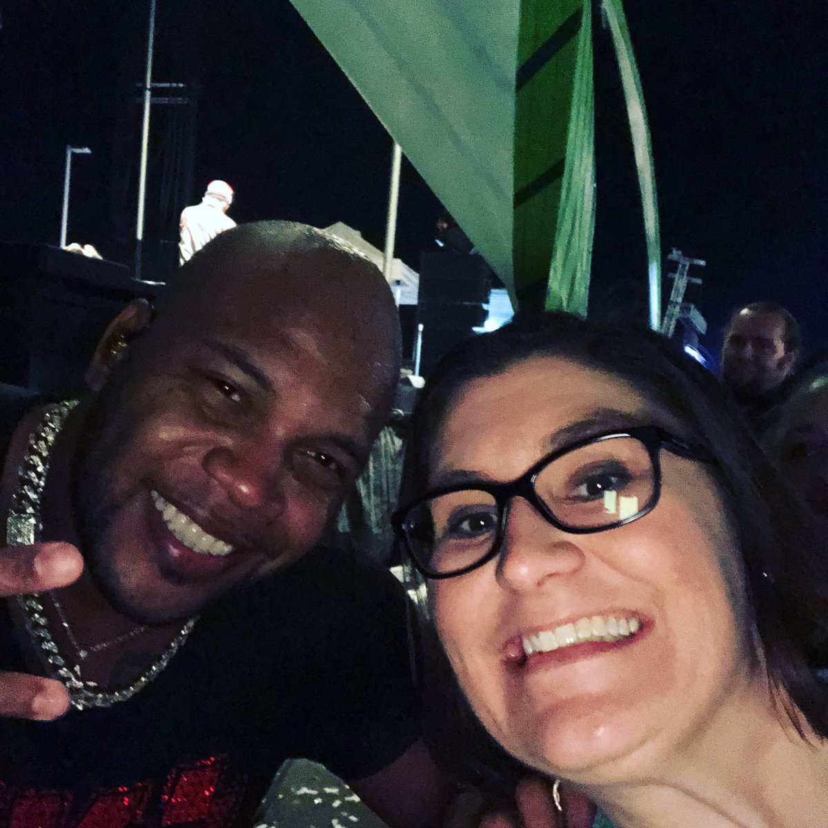 randaogden's tweet photo. Heck of a show @official_flo LOVED IT and thanks for the selfie #paycom20 https://t.co/PdqTJN7hzl