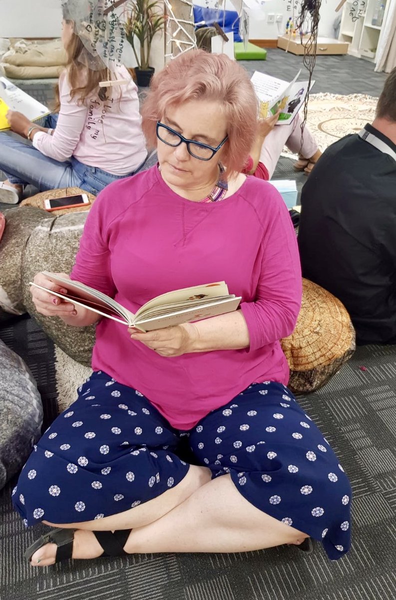 GISPYP2's tweet image. Grade 2 team l💓ves to READ📚! Do you love reading too? #taaleem #BeHappyBeGCS