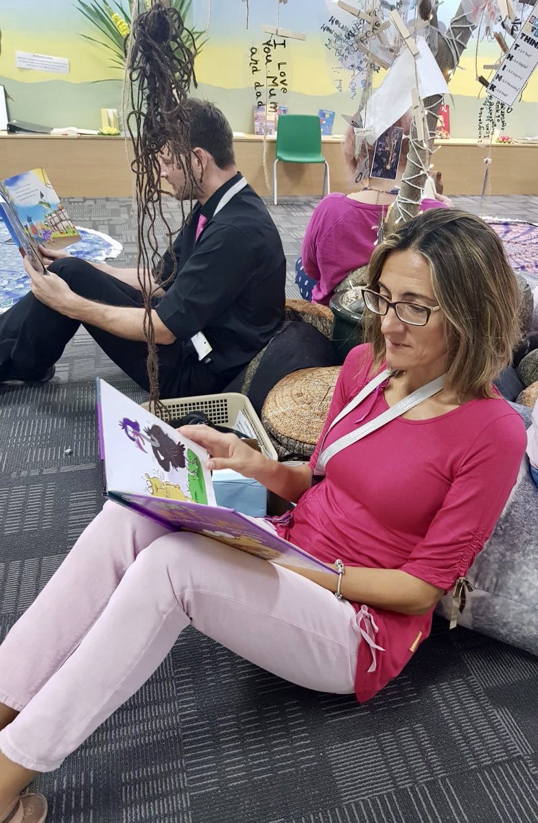 GISPYP2's tweet image. Grade 2 team l💓ves to READ📚! Do you love reading too? #taaleem #BeHappyBeGCS