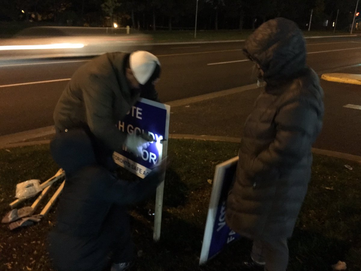 williamtechy's tweet photo. @FaithGoldy cold outside and raining, we are working on it, scarborough! Along Mccowan, steeles to finch @winstonCovfefe @polarbear66ca @VoteMinXie @caro4ontario @ShawnLinTrustee https://t.co/lD3XPLIcog