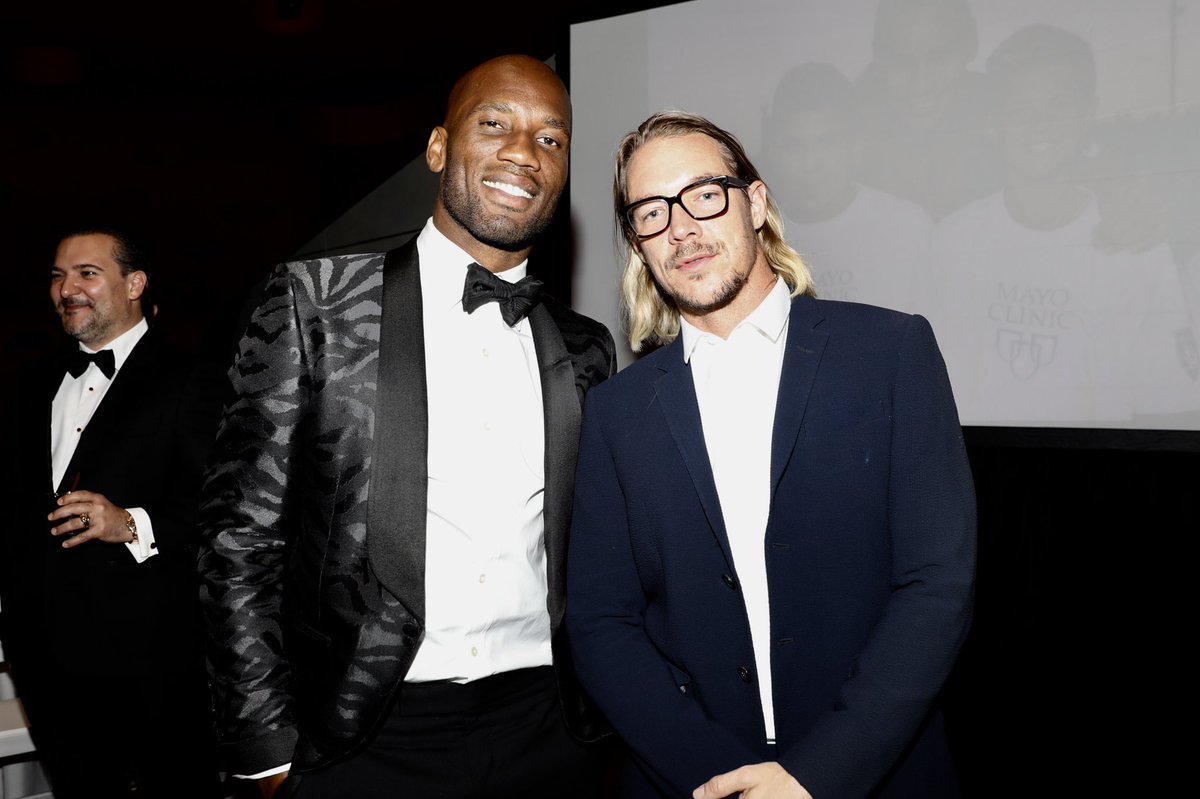 diplo's tweet photo. with the legend @didierdrogba https://t.co/oKtTpzxSmf