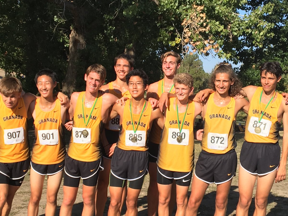 granadaxc's tweet photo. JV boys perfect at Roughrider. https://t.co/pjK0e73RW0
