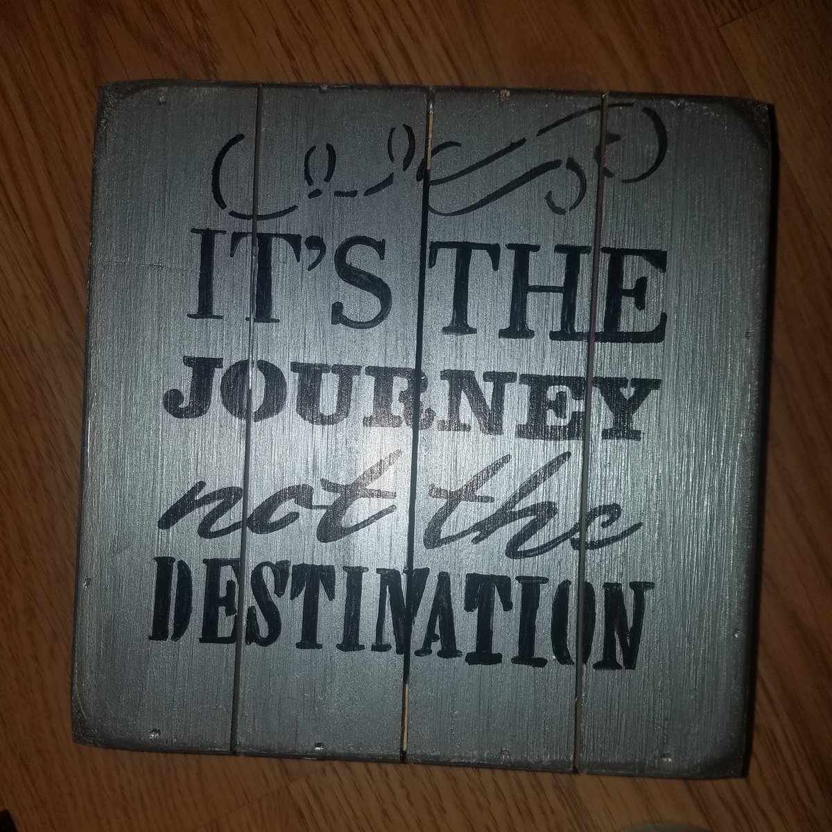 RunwayAnd's tweet image. it's been a busy night and I have 7 projects to finish by 8am tomorrow morning. 😴😴😴🤑🤑🤑