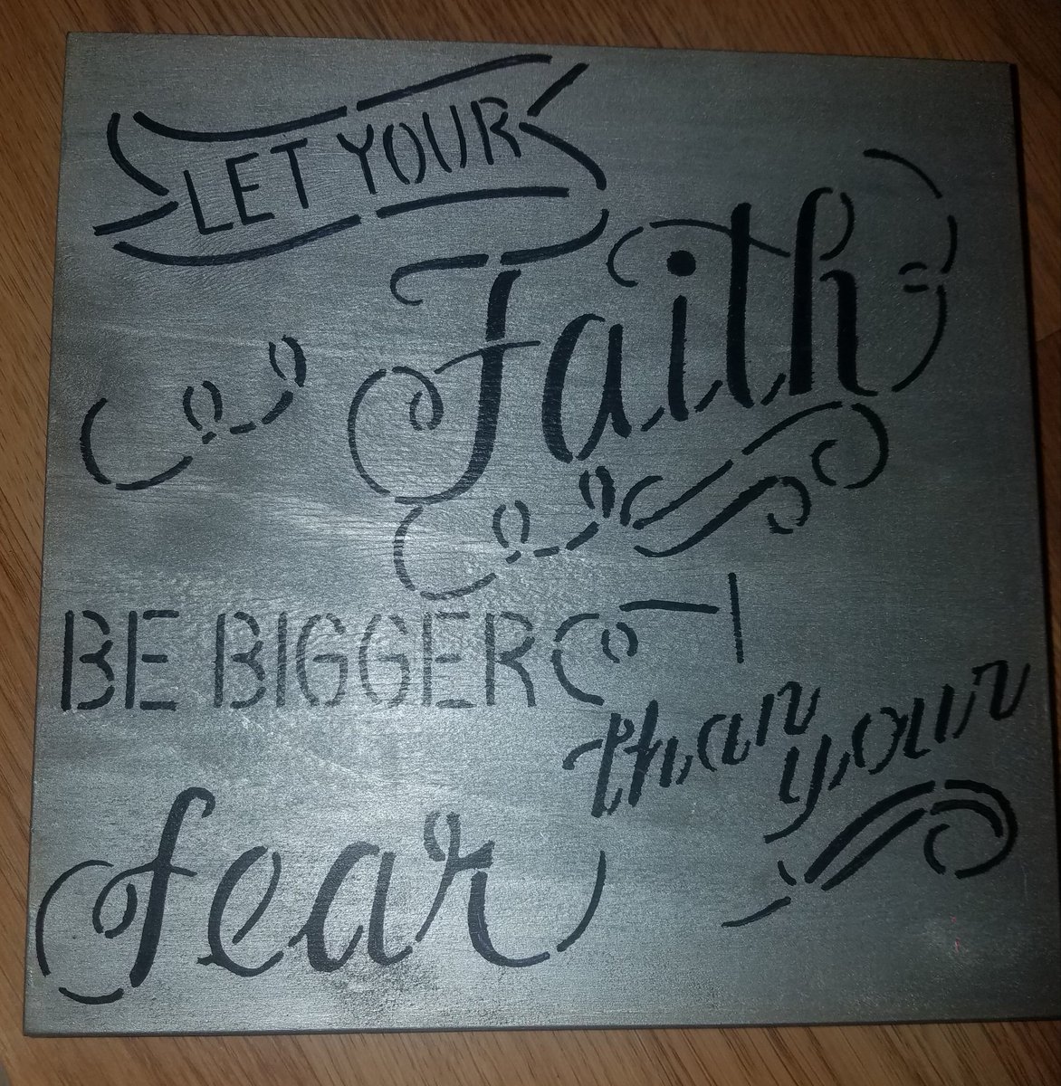 RunwayAnd's tweet image. it's been a busy night and I have 7 projects to finish by 8am tomorrow morning. 😴😴😴🤑🤑🤑