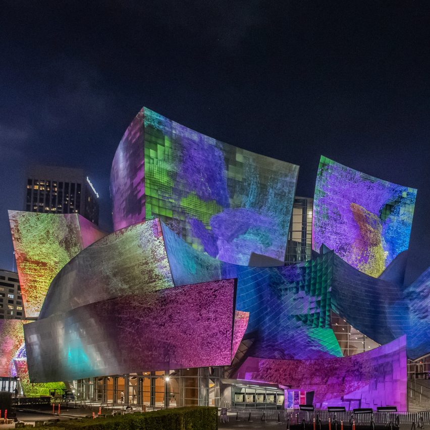Frank Gehry's Walt Disney Concert Hall illuminates with dream-like visuals on.dezeen.com/I91AFx