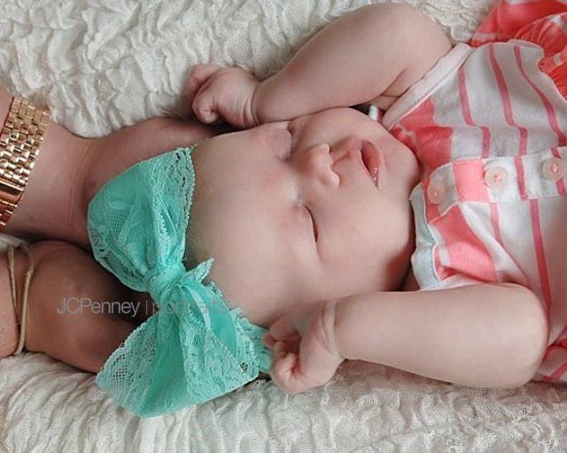 12_smitty's tweet photo. I don’t know what I did to deserve this perfect little girl 😭❤️ https://t.co/ziDG6orLtl