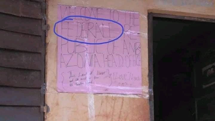 CMRNewsAgency's tweet photo. #cameroon Soldiers burn civilians in Ngoketundjia Division in the North West region. The Soldiers claimed they were Ambazonia fighters. But how come the fighters were living in big houses and could not spell Federal nor Ambazonia as seen in one of the pictures. https://t.co/UkGSO89wKM