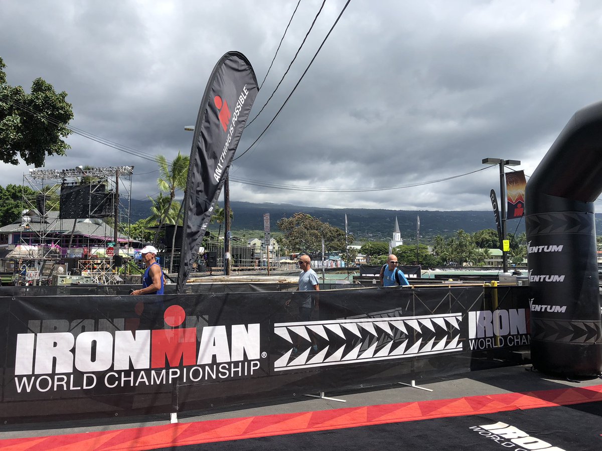 IMTrinews's tweet photo. KONA IS READY for Ironman Triathlon World Championships Hawaii 2018🌺

.
. 📸 #ironmannews #Konapier #digbebeach #imwc #imwc40 #kona2018 #aliidrive #triathlon⁠ ⁠⁠#hawaii #bigisland https://t.co/i5HRmq8cnf