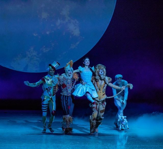 kcballet's tweet photo. What a spectacular opening night! Congratulations to our artists on The Wizard of Oz world premiere! #ozsome #wizardofoz #theresnoplacelikekc #kcboz 
Dancers @mandydevenuta @laminpereira @jameskirbyrogers Liang Fu #liangfu, @breakdancr Jeremy Hanson and … https://t.co/44UXLWuFXb https://t.co/lSkMJALbUi