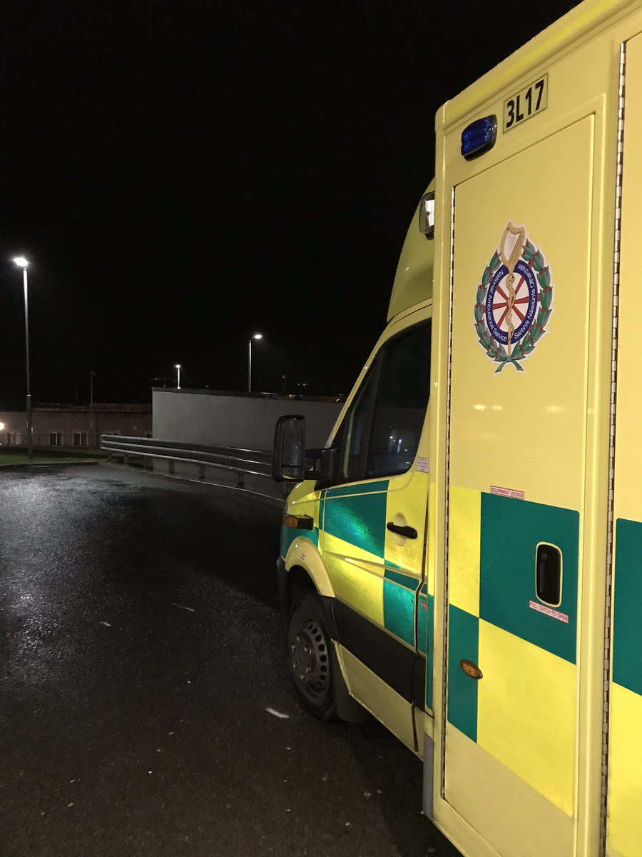 coregan999's tweet photo. #MyEMSnight a visit to #Wexford almost always guaranteed with @AmbulanceNAS @ambo911 #PatientFirst #NASteam https://t.co/LLf1dkouqP
