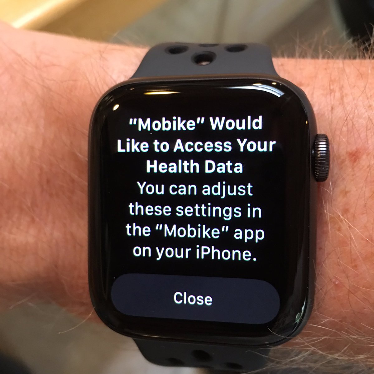 Are you kidding??? <a href="/Mobike/">Mobike</a> demonstrating that the appropriate request and use of data by app providers is still a concept that needs to be underlined a few times... I just want to rent a bike for 20 mins #dataPrivacy #dataEthics