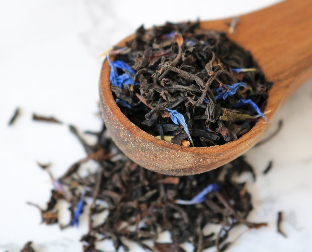 Oolong tea is a semi-fermented tea with its origins dating back over 400 years. Fragrant, fruity &amp; rich in antioxidants it's the perfect choice for our Imperial Earl Grey blend ⭐️🌿