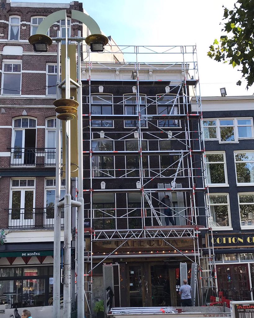 BroerenDas's tweet photo. #underconstruction #renovation #canalhouse #amsterdam #center #nieuwmarkt #historic #facade #exterior #construction #architecture #contractor #netherlands #broerendasbouwbedrijf https://t.co/HTEELKPKIV